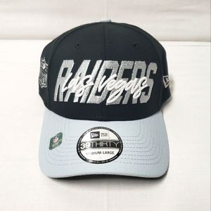 Las Vegas Raiders New Era 2022 NFL Draft 39THIRTY Flex Hat - Black/Silver M-L